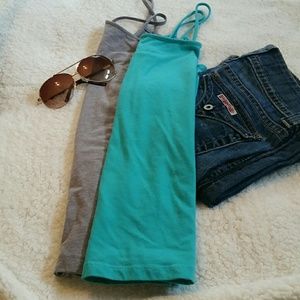 Bundle of 2 tank tops